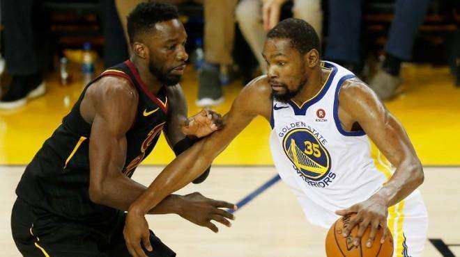 这是一场由 这是一场由