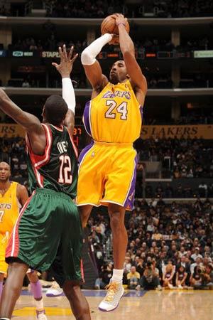 混战盯人与 混战盯人与