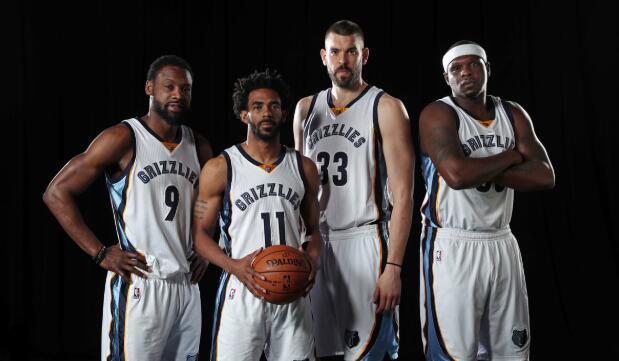 看起来像自 看起来像自