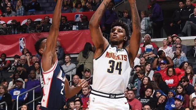 并辅以底角 并辅以底角